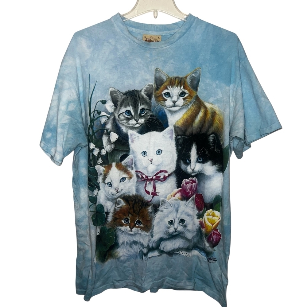 Vintage 2000's The Mountain 7 Cats On Clouds Flowers T Shirt 100% Size Large